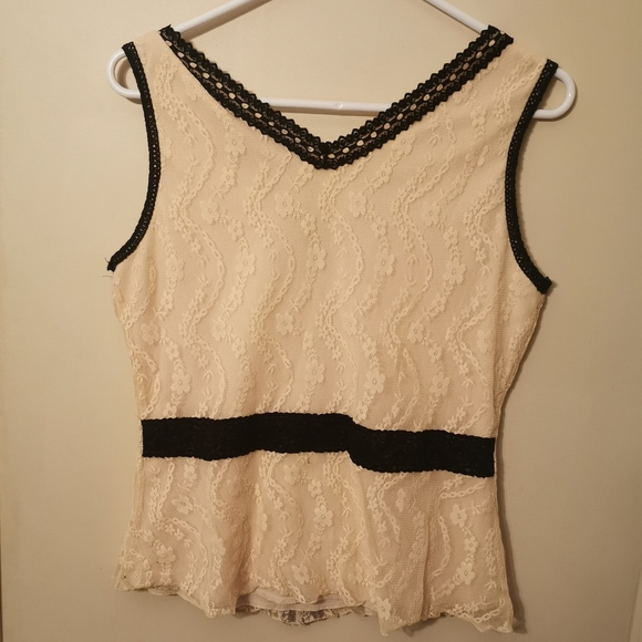 LAURA Flowers Lace Black & creamWhite tank top XL - Picture 8 of 10